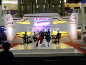 launching mobil honda jazz medan